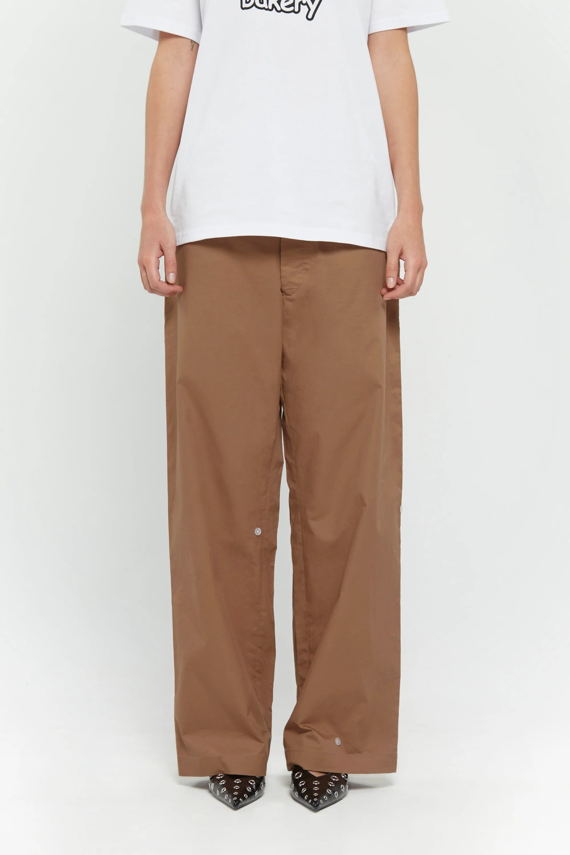 SSSTUFFF Button Twill Trousers- Beige