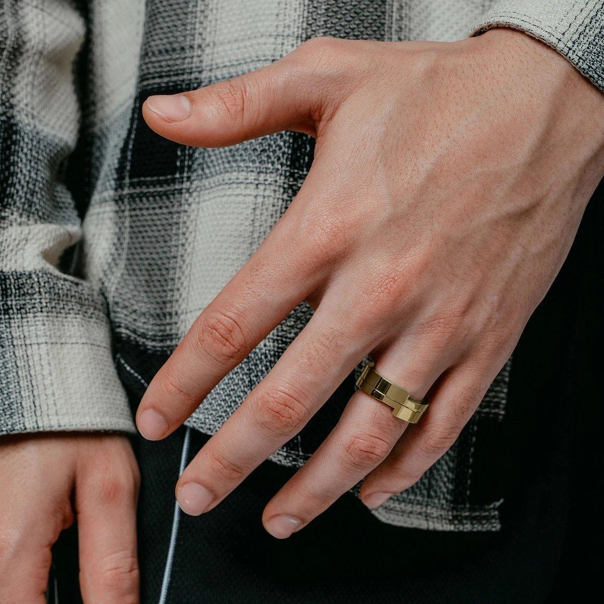 VITALY Gridlok Gold Ring - SUPERCONSCIOUS BERLIN
